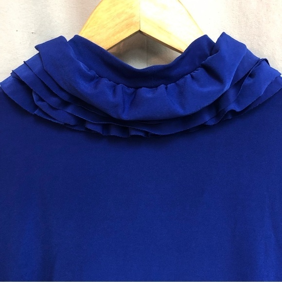 Cato, 22/24 sleeveless V-neck ruffled neckline royal blue top - Picture 7 of 12